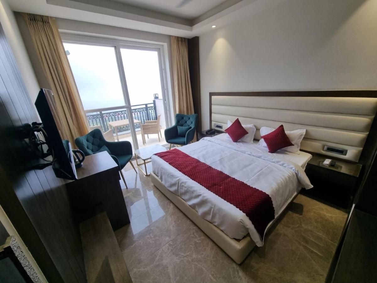 Luxe Resorts - Centrally Heated Air Conditioned Hotel In The Heart Of Kasauli Exterior foto